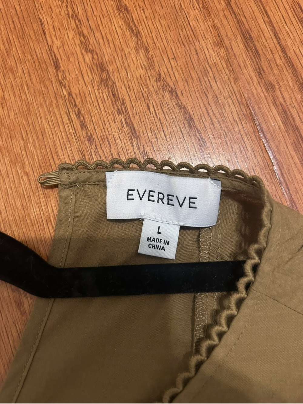 Evereve Olive Eyelet Embroidered Boho Blouse Large - Picture 4 of 8